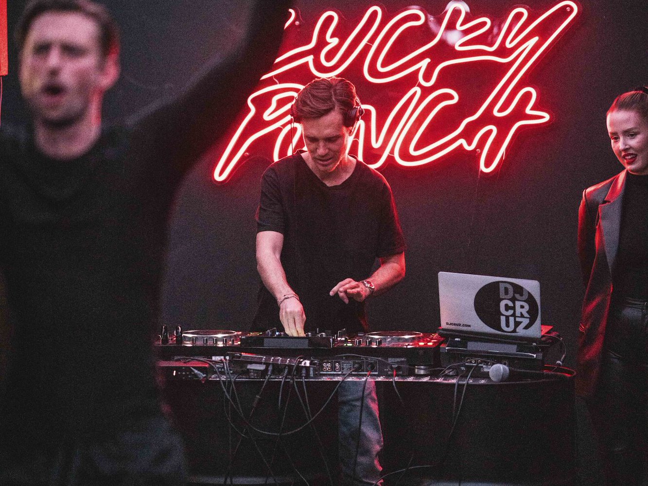 Lucky Punch - фото 11