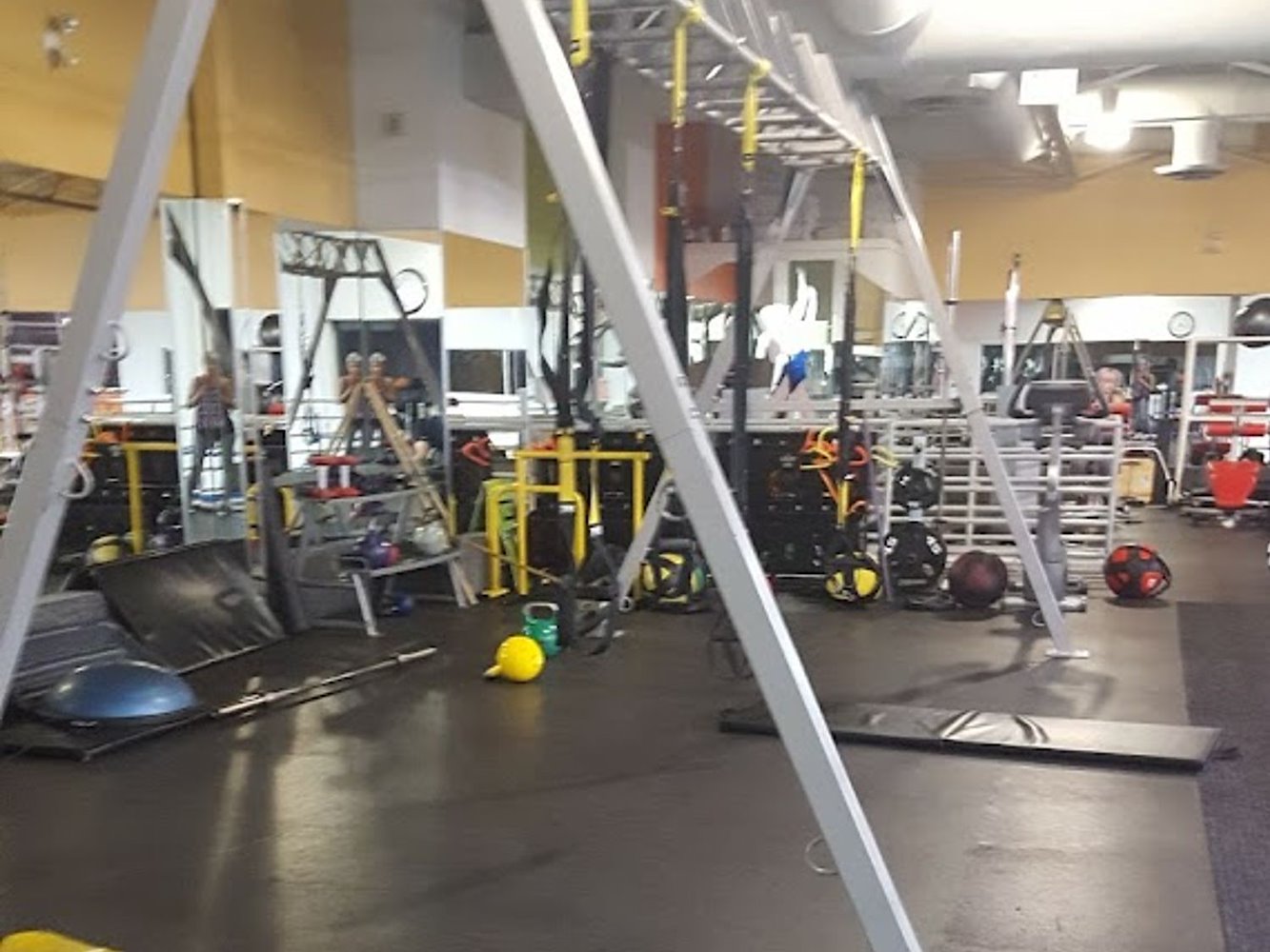 Fitness World Langley - фото 5