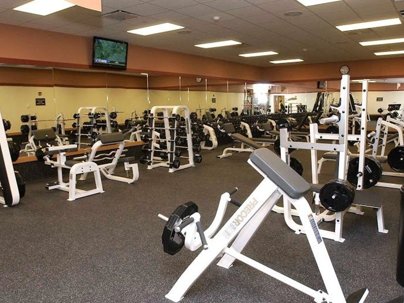 Healthtrax Fitness & Wellness Garden City - фото 3