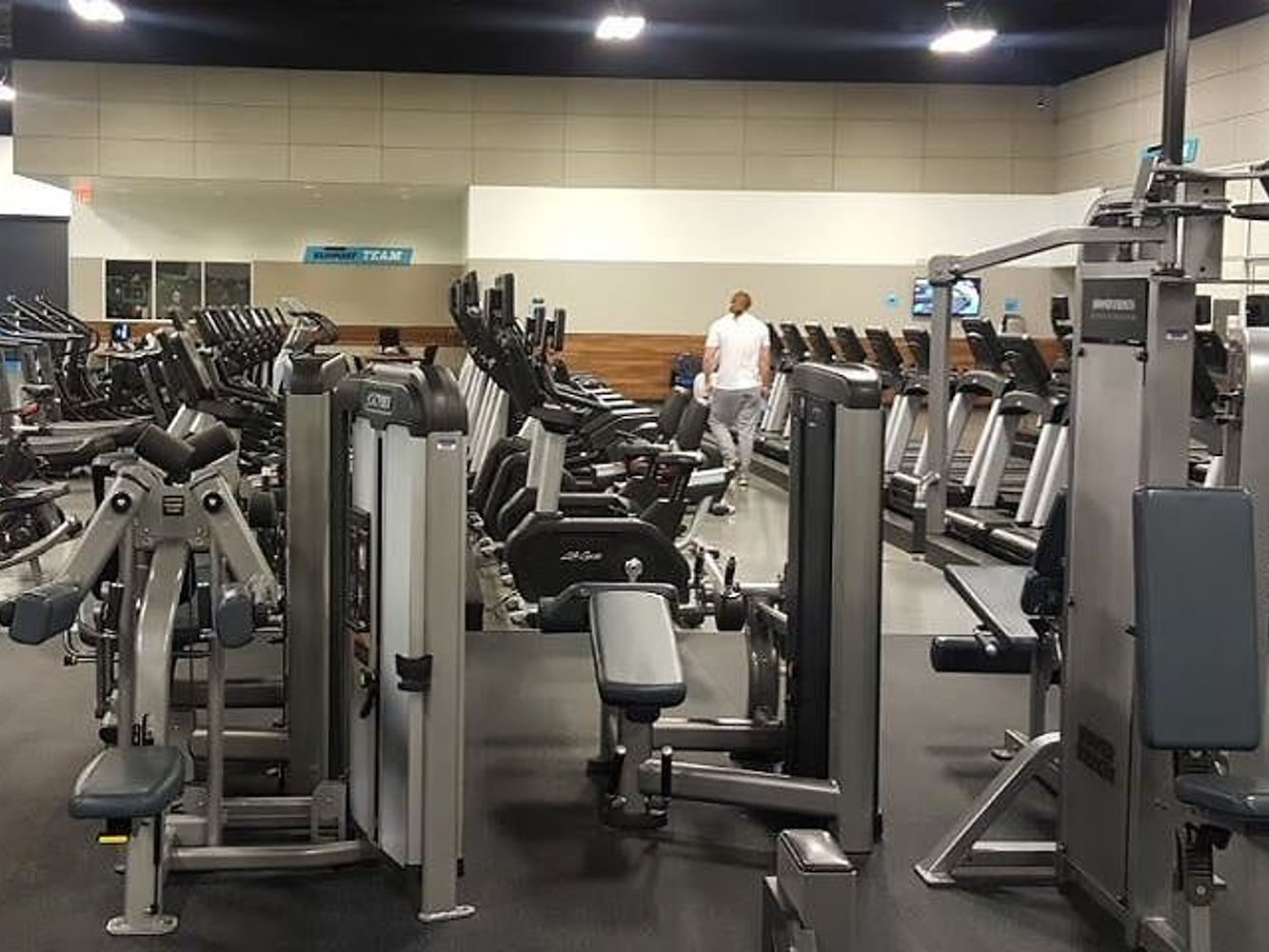 EoS Fitness 75th Ave/Encanto - фото 1