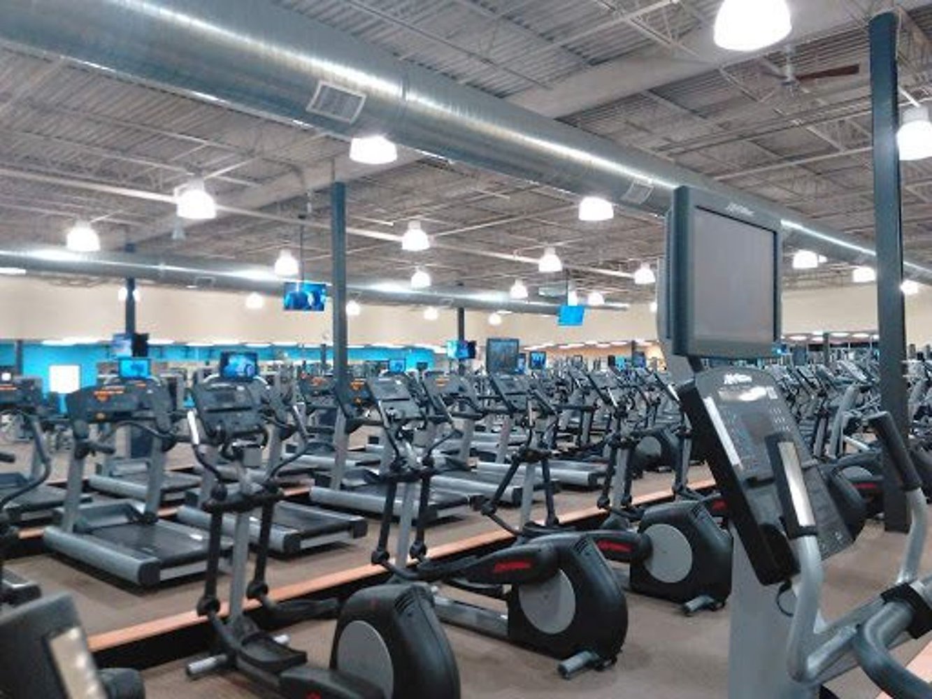 Genesis Health Clubs Lee's Summit West - фото 2