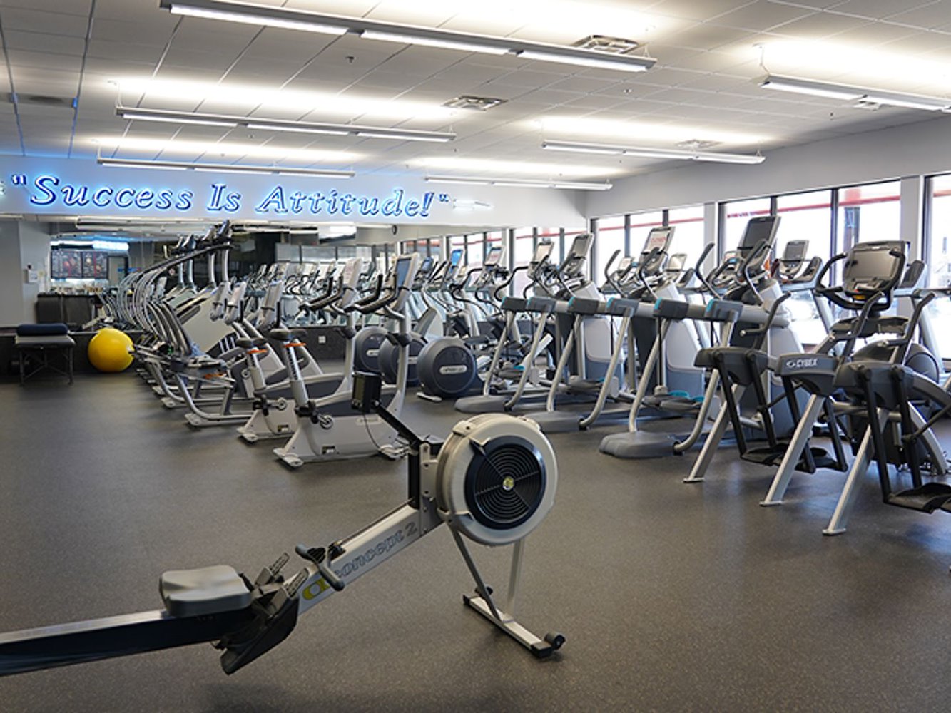 Genesis Health Clubs McPherson - фото 4