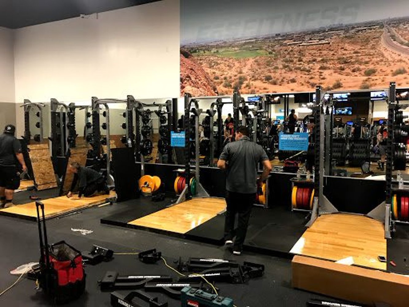 EoS Fitness - Glendale 51st Ave/Olive - фото 2