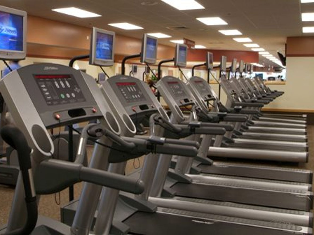 Healthtrax Fitness & Wellness Garden City - фото 2