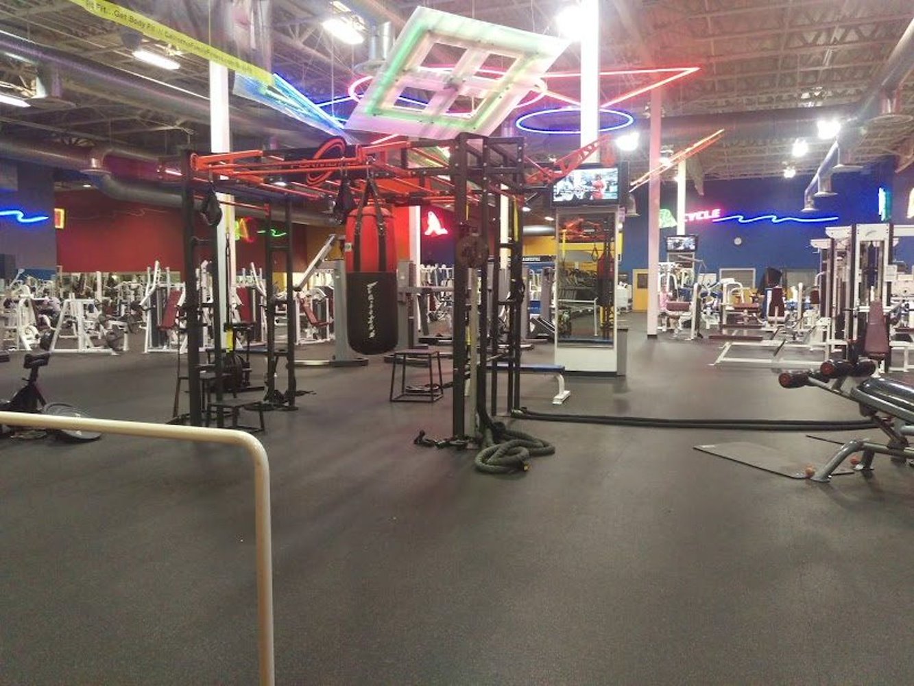 In-Shape Family Fitness - Roseville