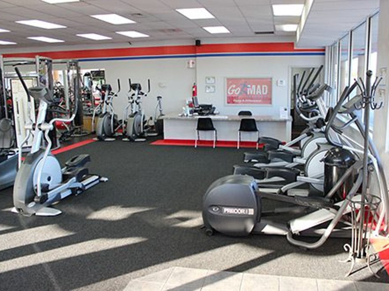 Go M.A.D. Fitness Monroe Express - фото 6