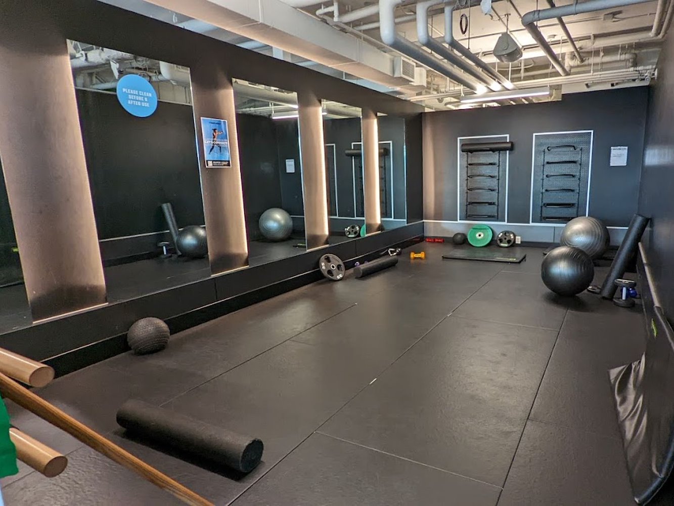 Fitness World - Lonsdale - фото 1