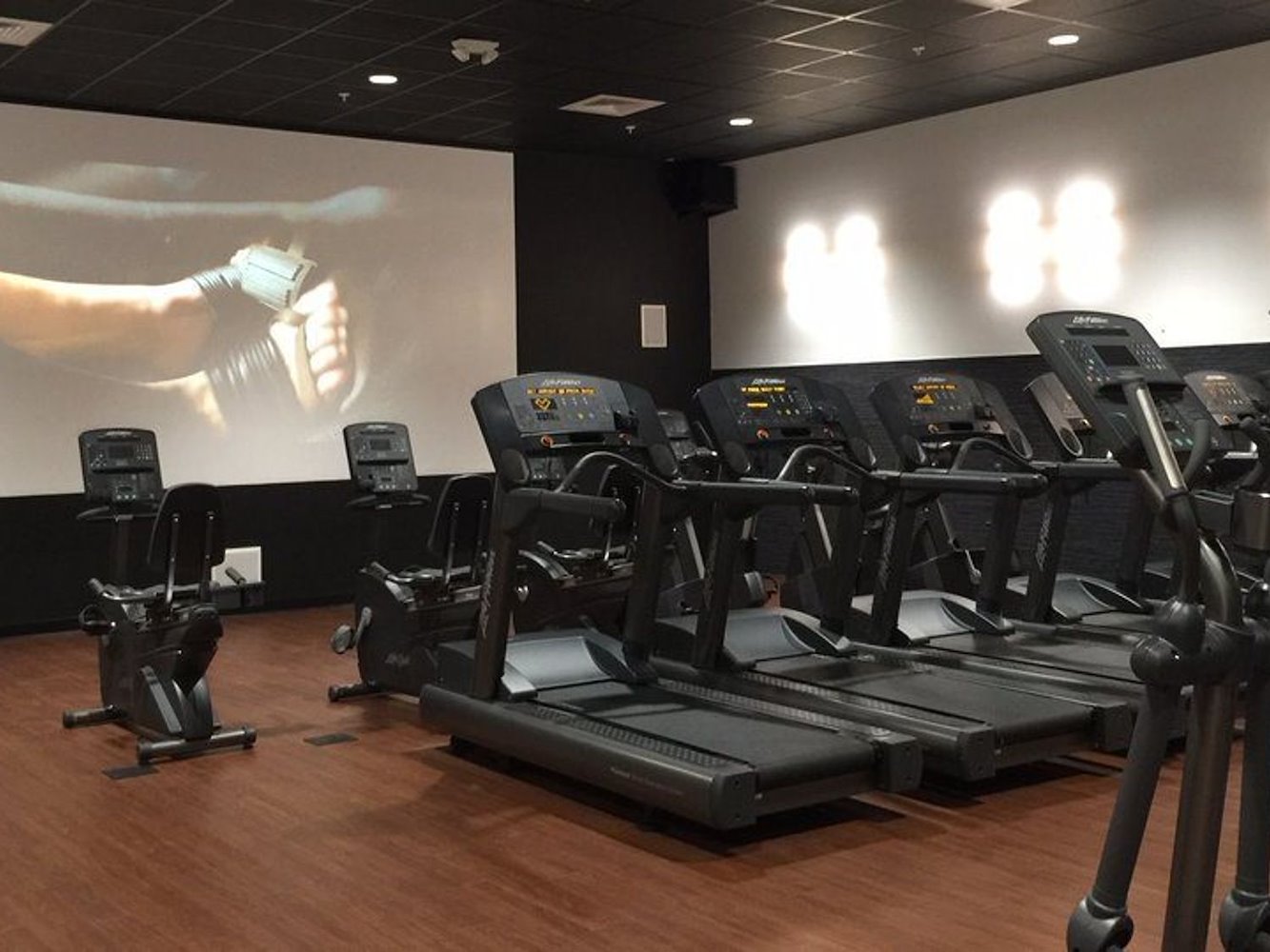 EoS Fitness Encinitas - фото 4
