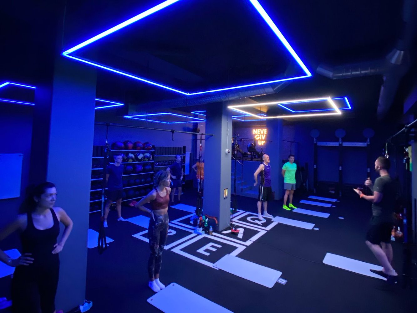SQUARE Fitness Studio - Nuevos Ministerios - фото 1