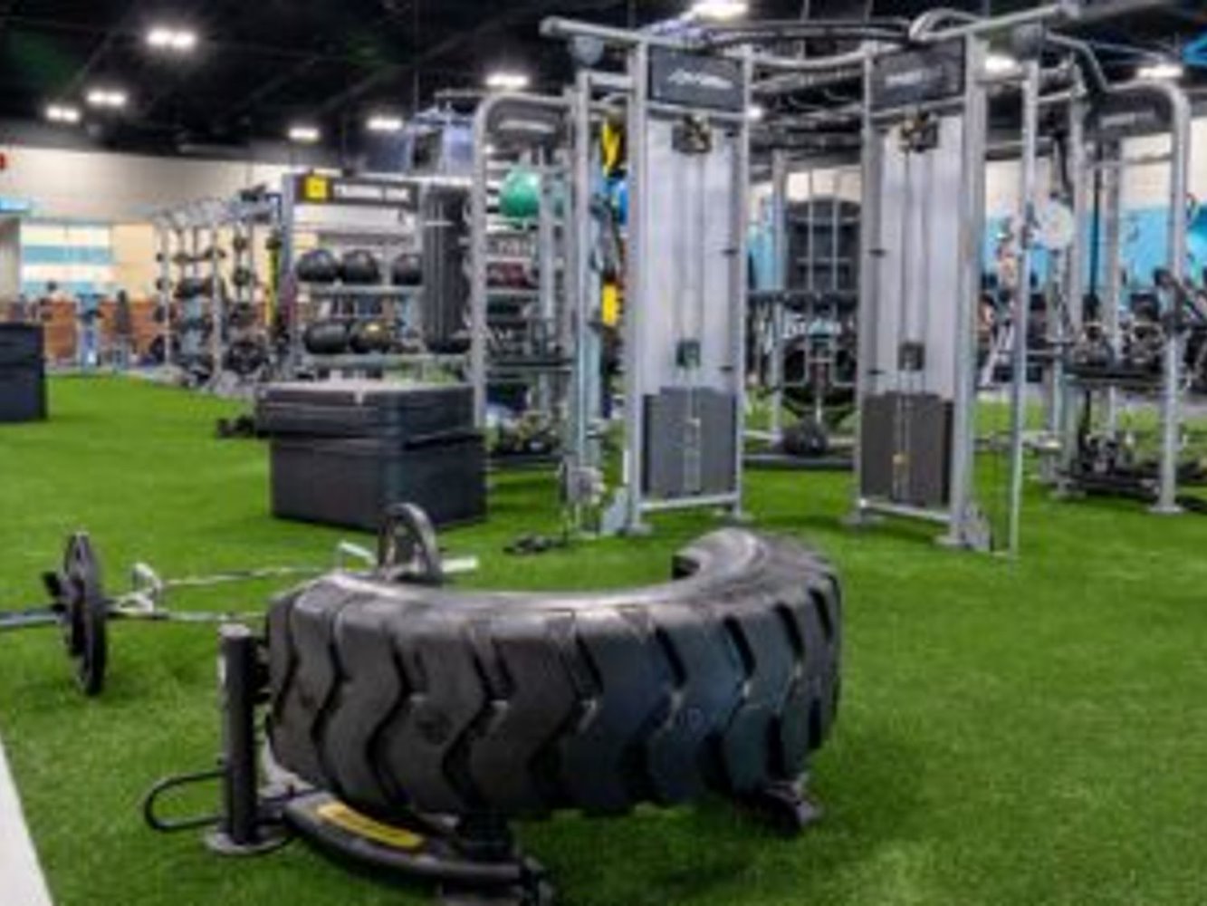 EoS Fitness GOODYEAR- N PEBBLE CREEK PKWY/I-10 - фото 1