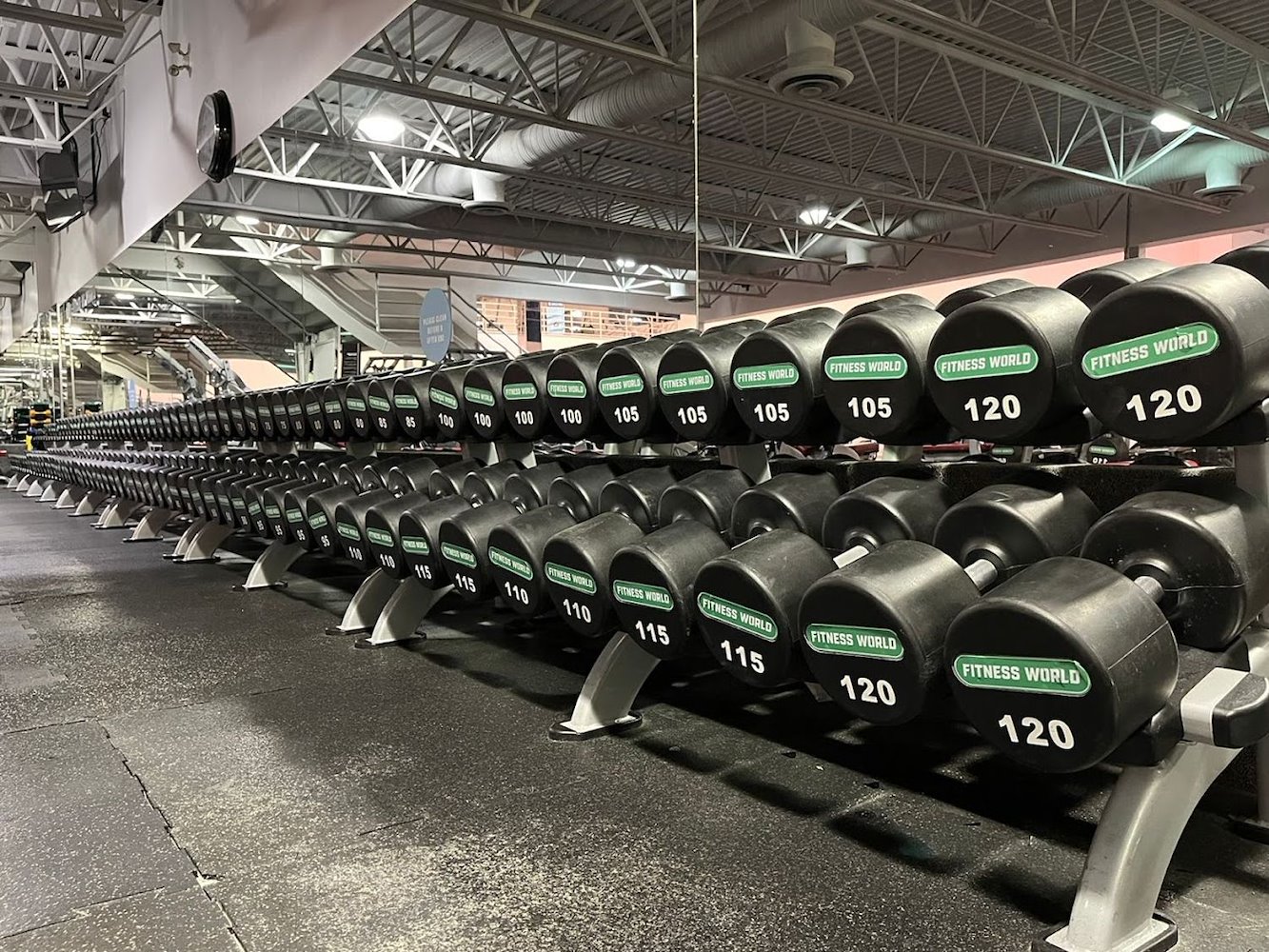 Fitness World Langley - фото 4