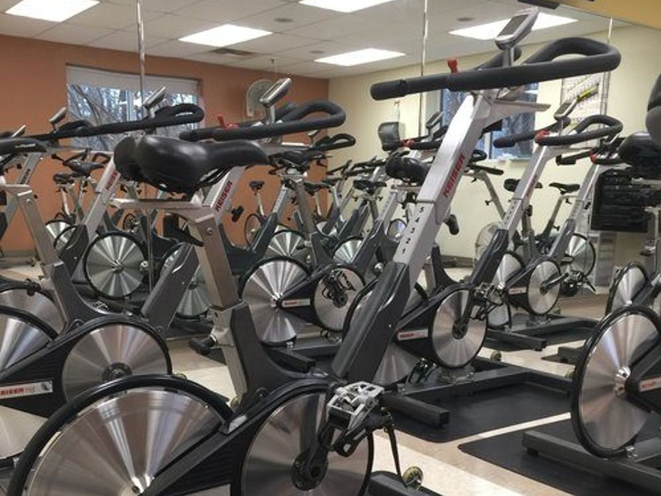 Healthtrax Fitness & Wellness East Longmeadow - фото 4