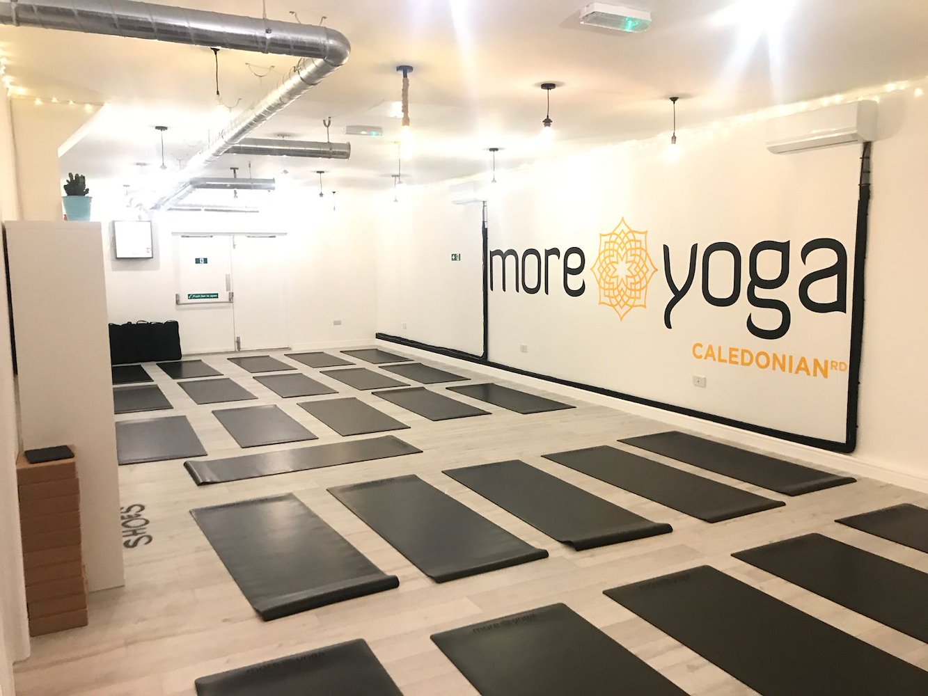 MoreYoga - Clapham Junction - фото 2
