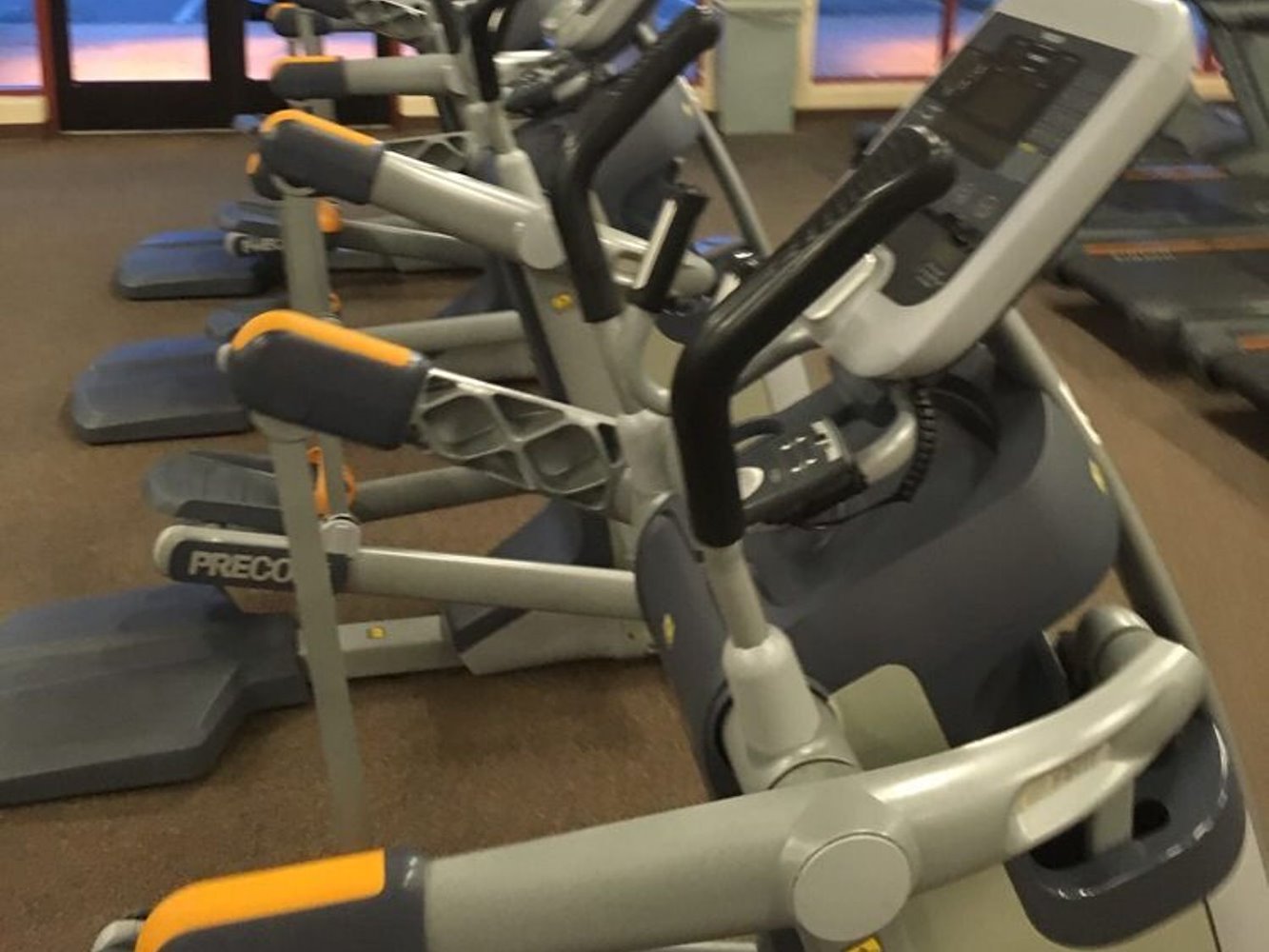 In-Shape Family Fitness - Citrus Heights - фото 3