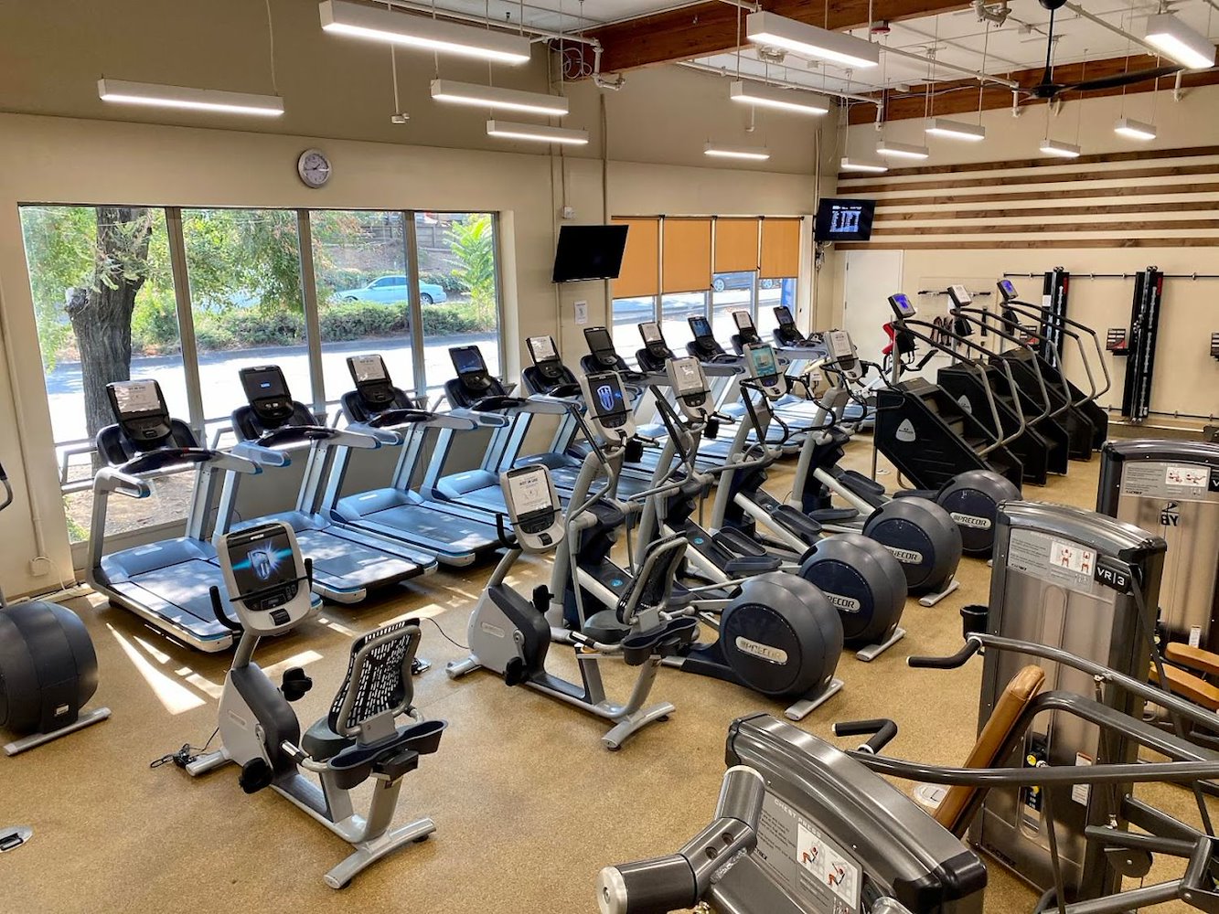 Body Kinetics Health Club & Spa San Rafael - фото 4