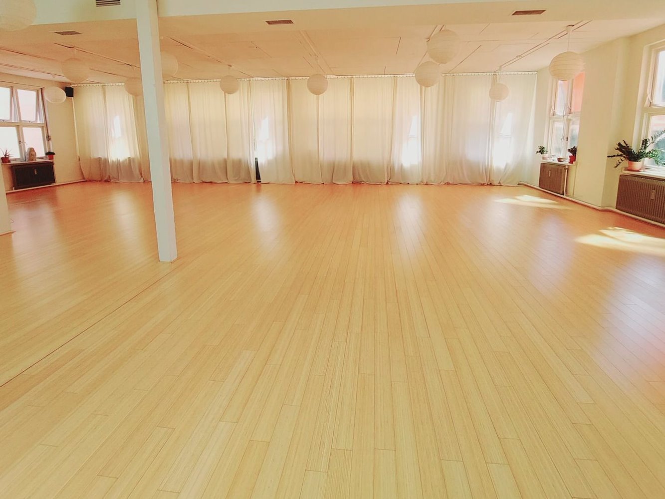 Bindi Yogastudio - фото 1