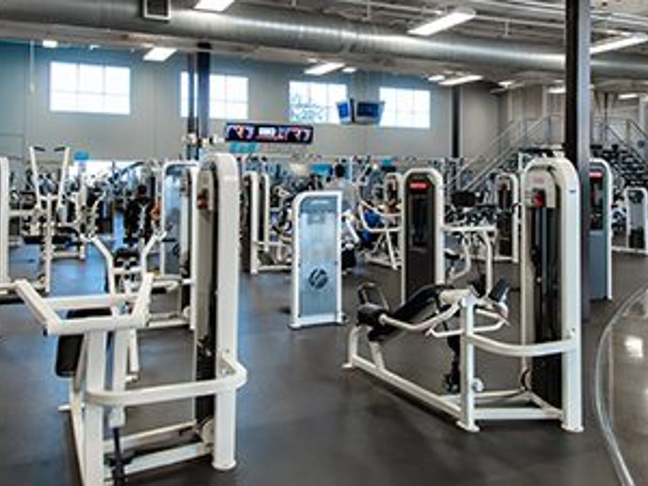 EoS Fitness LAS VEGAS- LOSEE / CENTENNIAL PKWY - фото 6