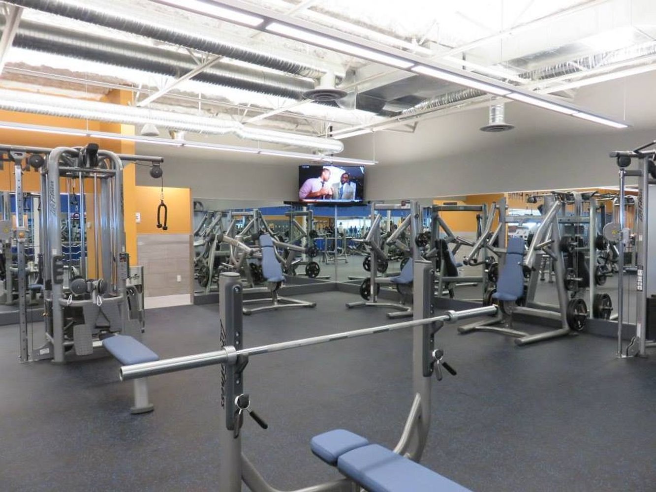 Club16 Trevor Linden Fitness North Vancouver - фото 3