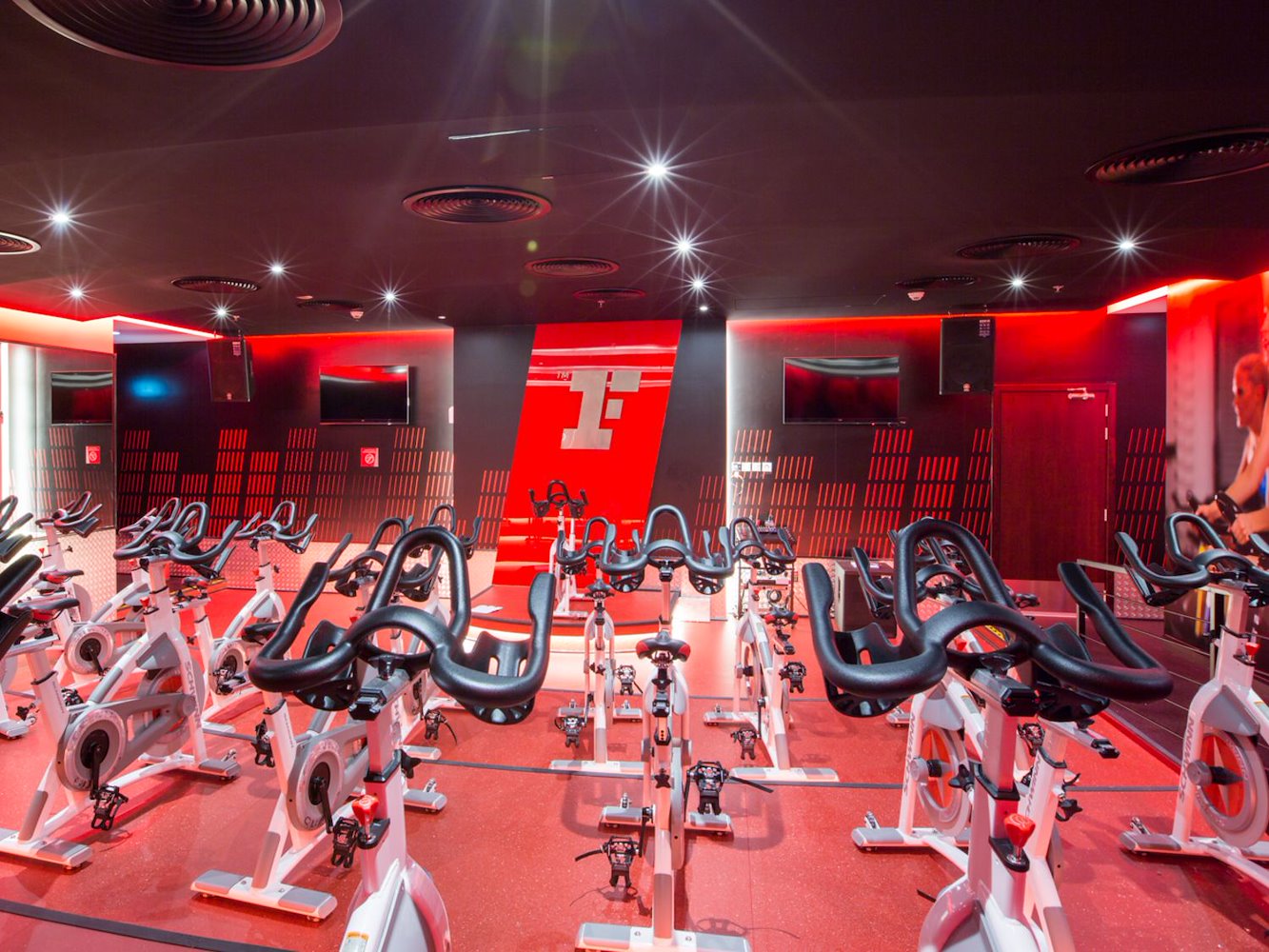 Fitness First Platinum Al Seef Mall - Ladies Only - фото 3