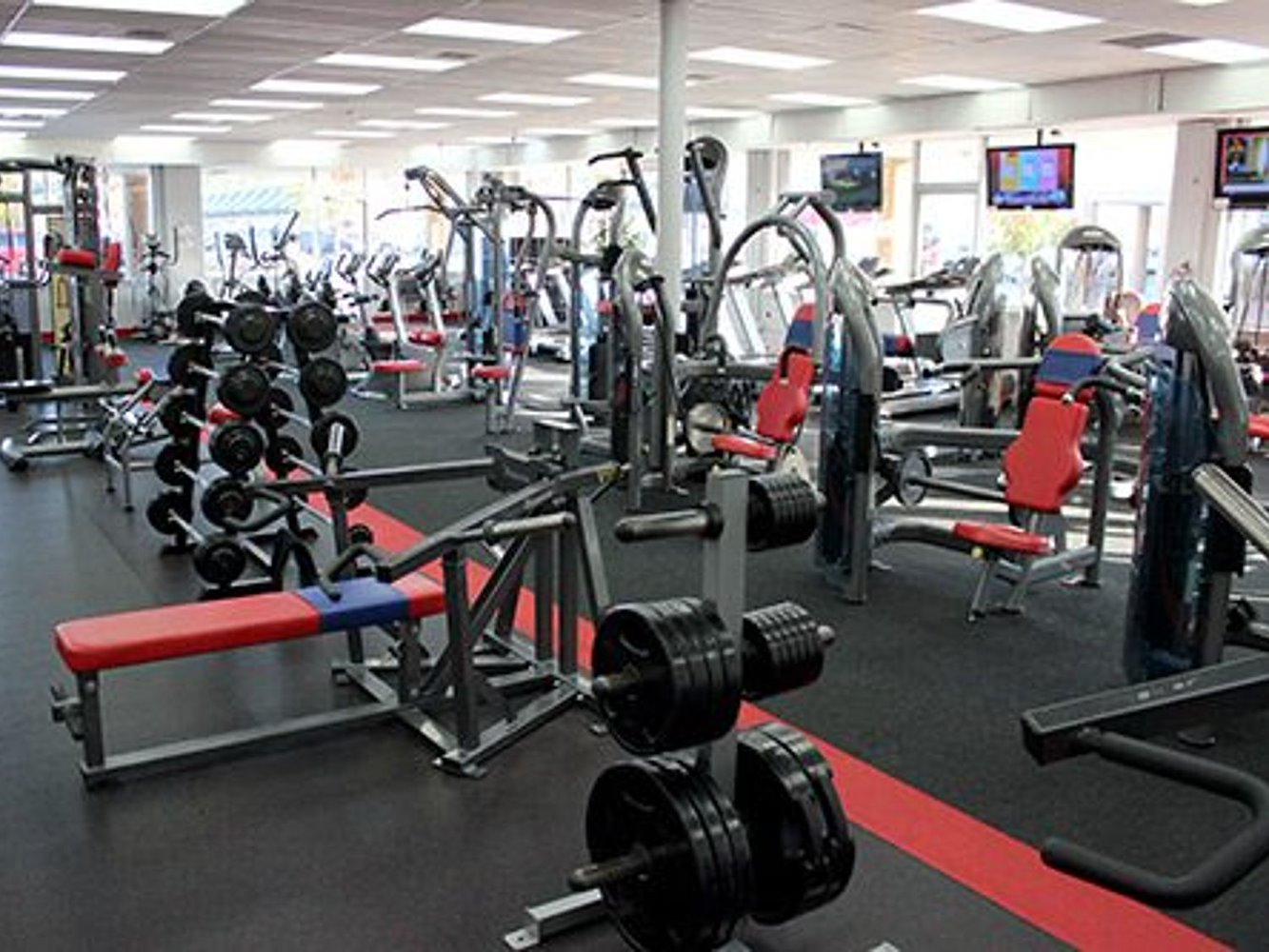 Go M.A.D. Fitness Monroe Express - фото 1