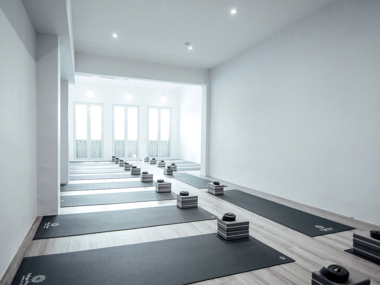 Nithya Priyan School of Yoga - фото 2