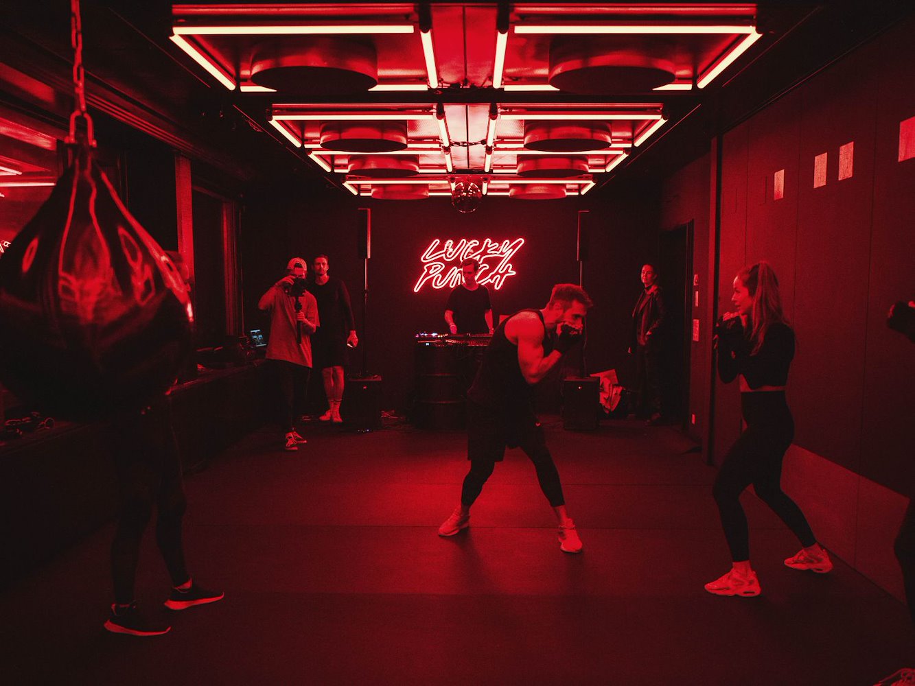 Lucky Punch - фото 9