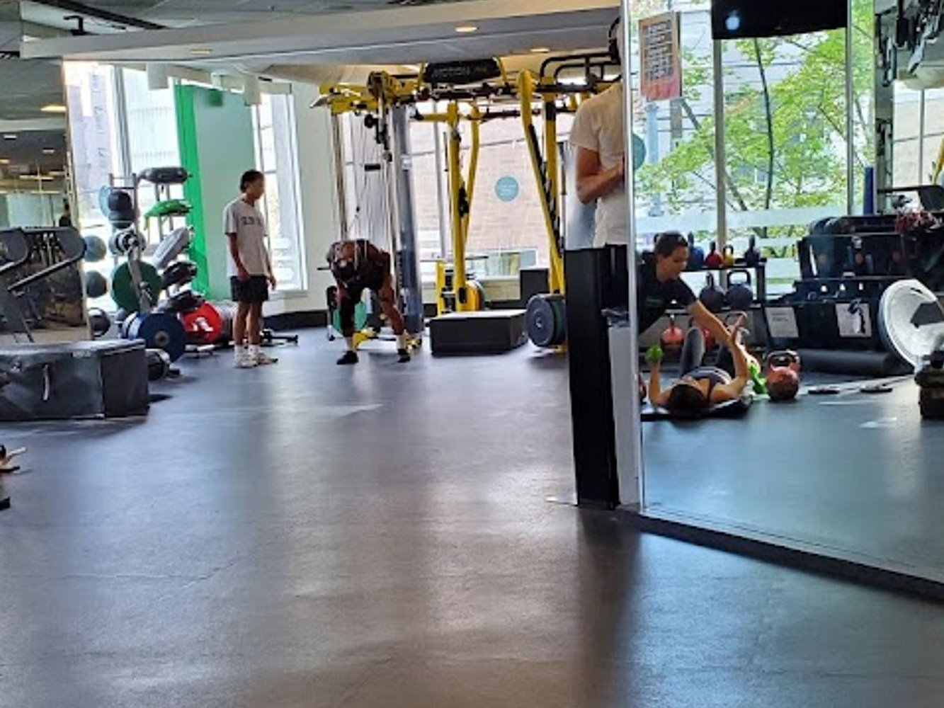 Fitness World - Downtown - фото 3