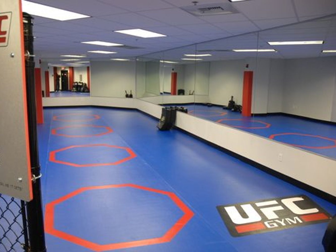 UFC GYM Concord - фото 4