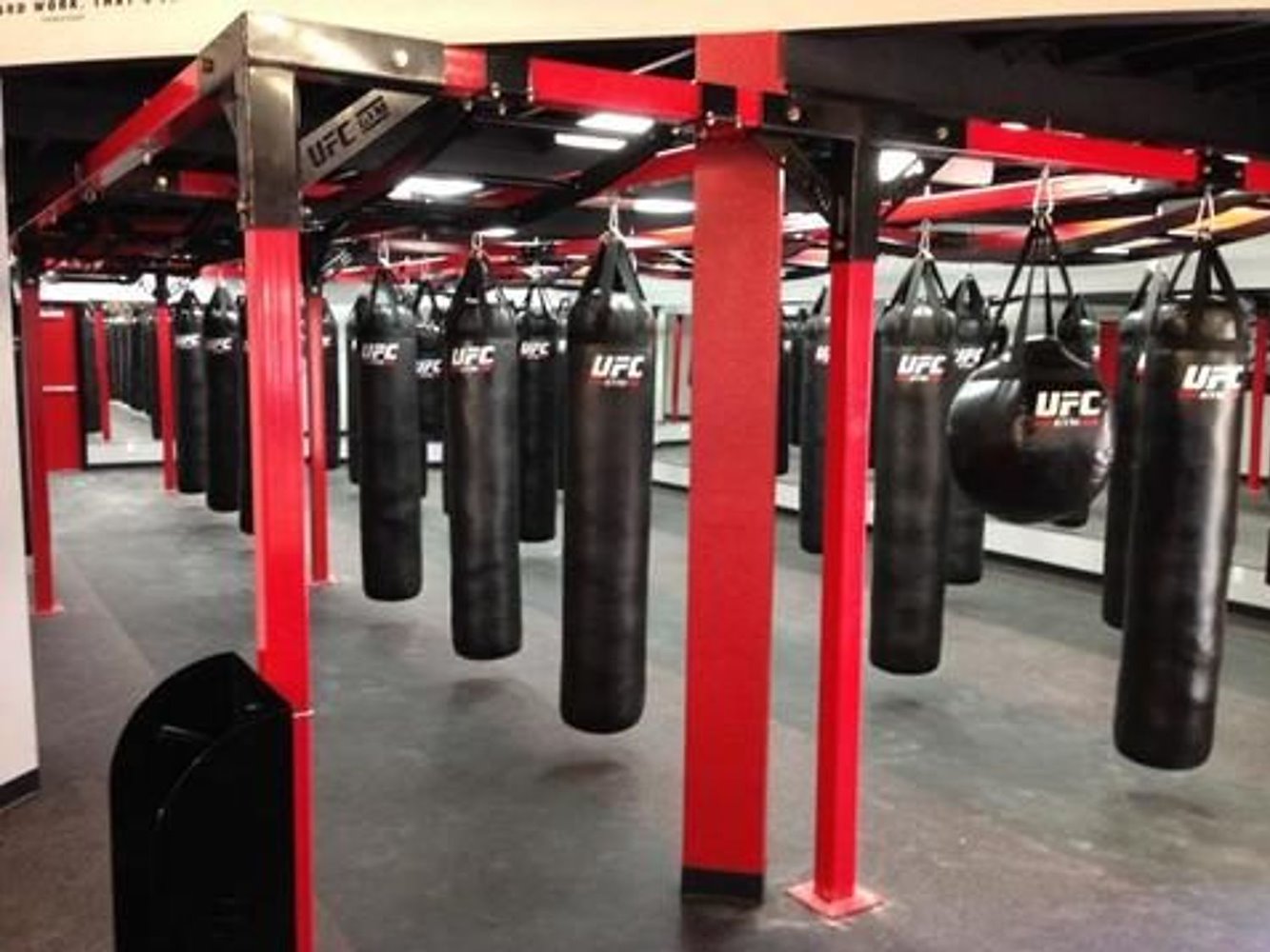 UFC GYM Costa Mesa - фото 2