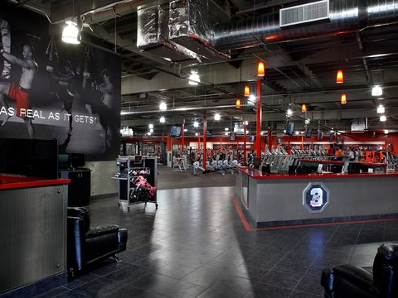 UFC GYM Corona - фото 1