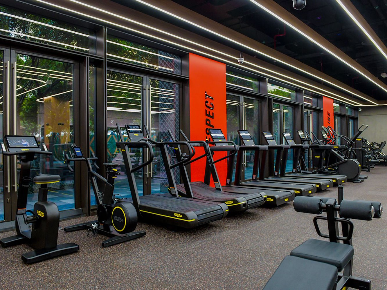 UFC Gym – One Central - фото 2