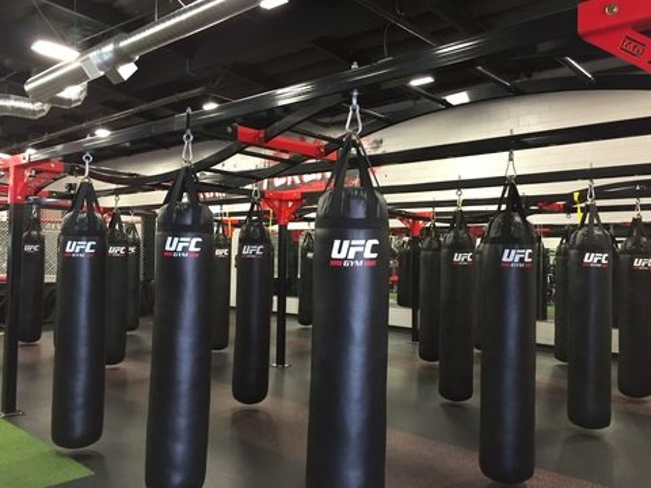 UFC GYM Costa Mesa - фото 1