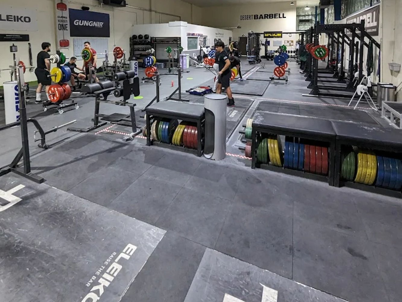 Desert Barbell Strength Gym - фото 5