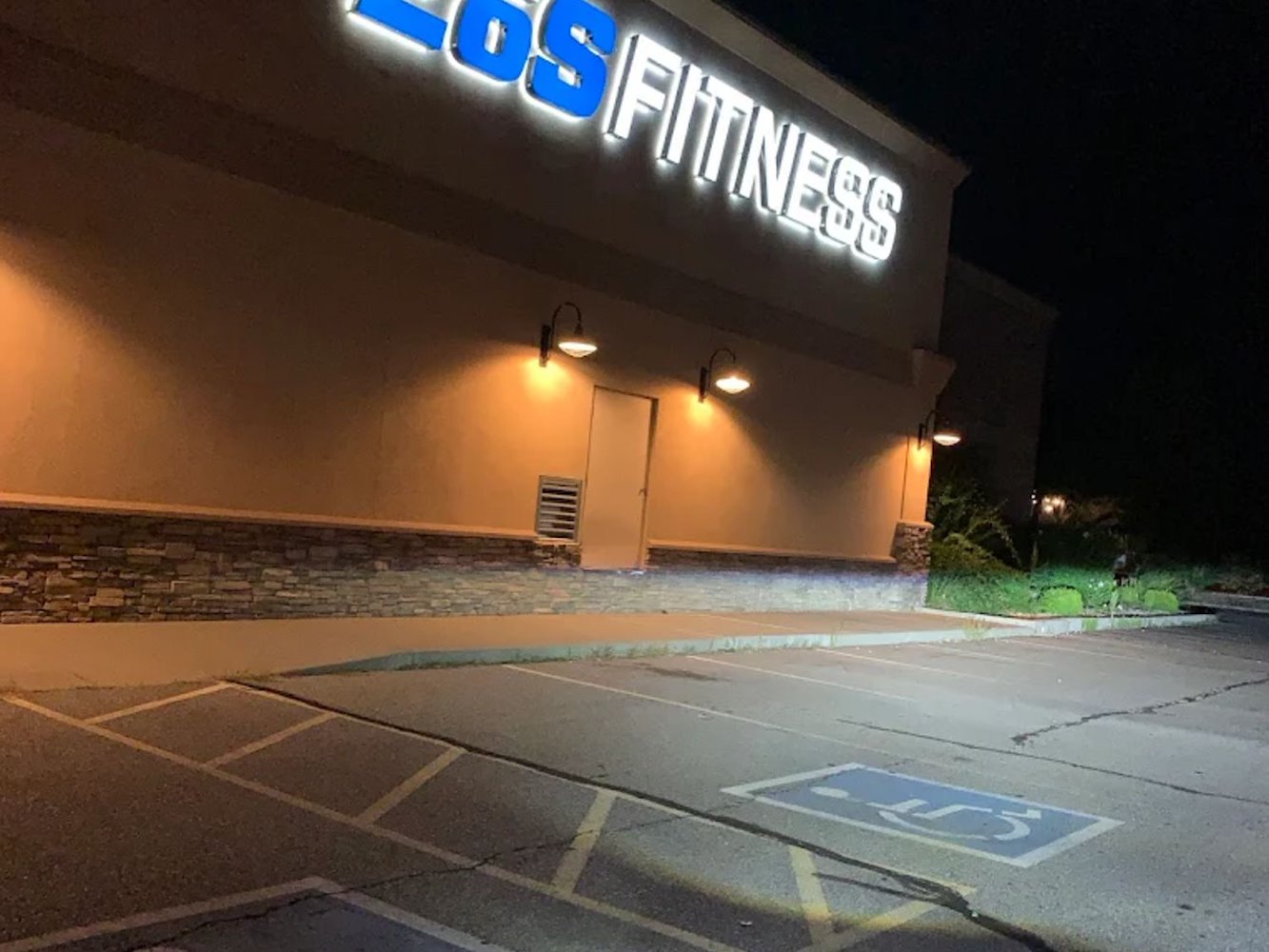Eos Fitness Layton - N Fort LN - фото 1