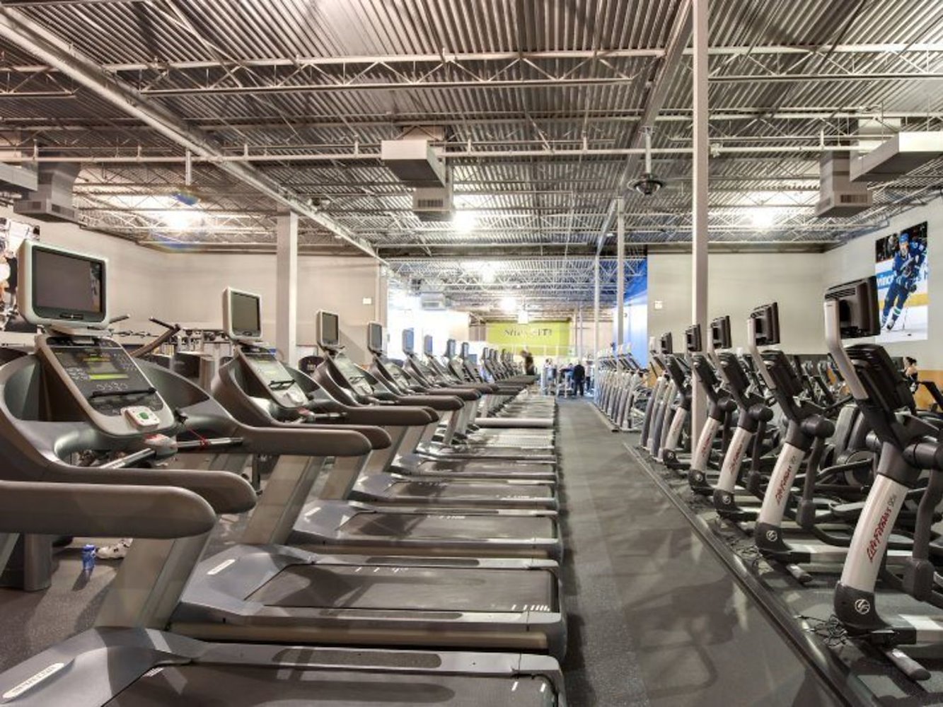 Club16 Trevor Linden Fitness Coquitlam - фото 2