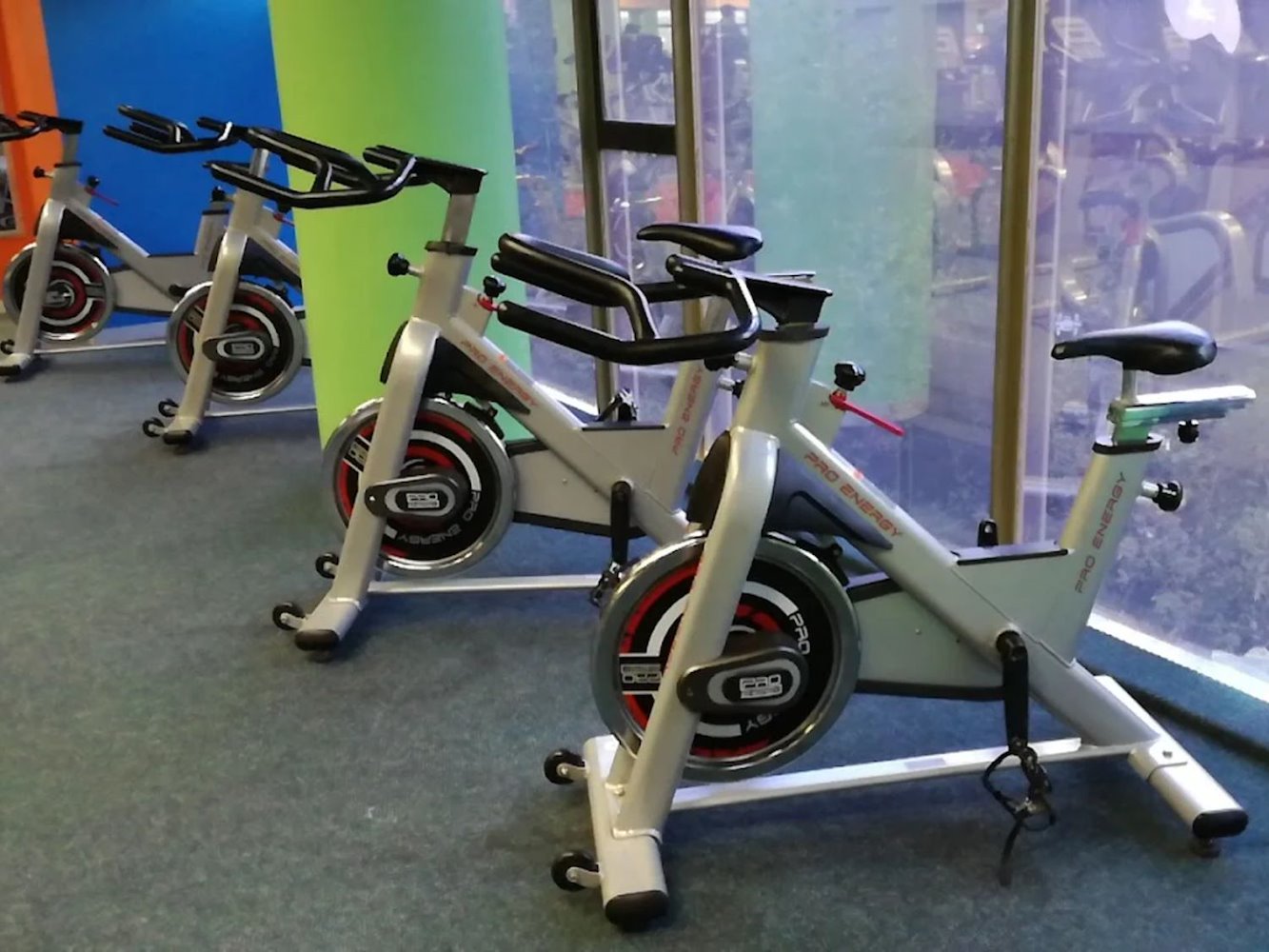 Zone Fitness - St Georges Mall - фото 6