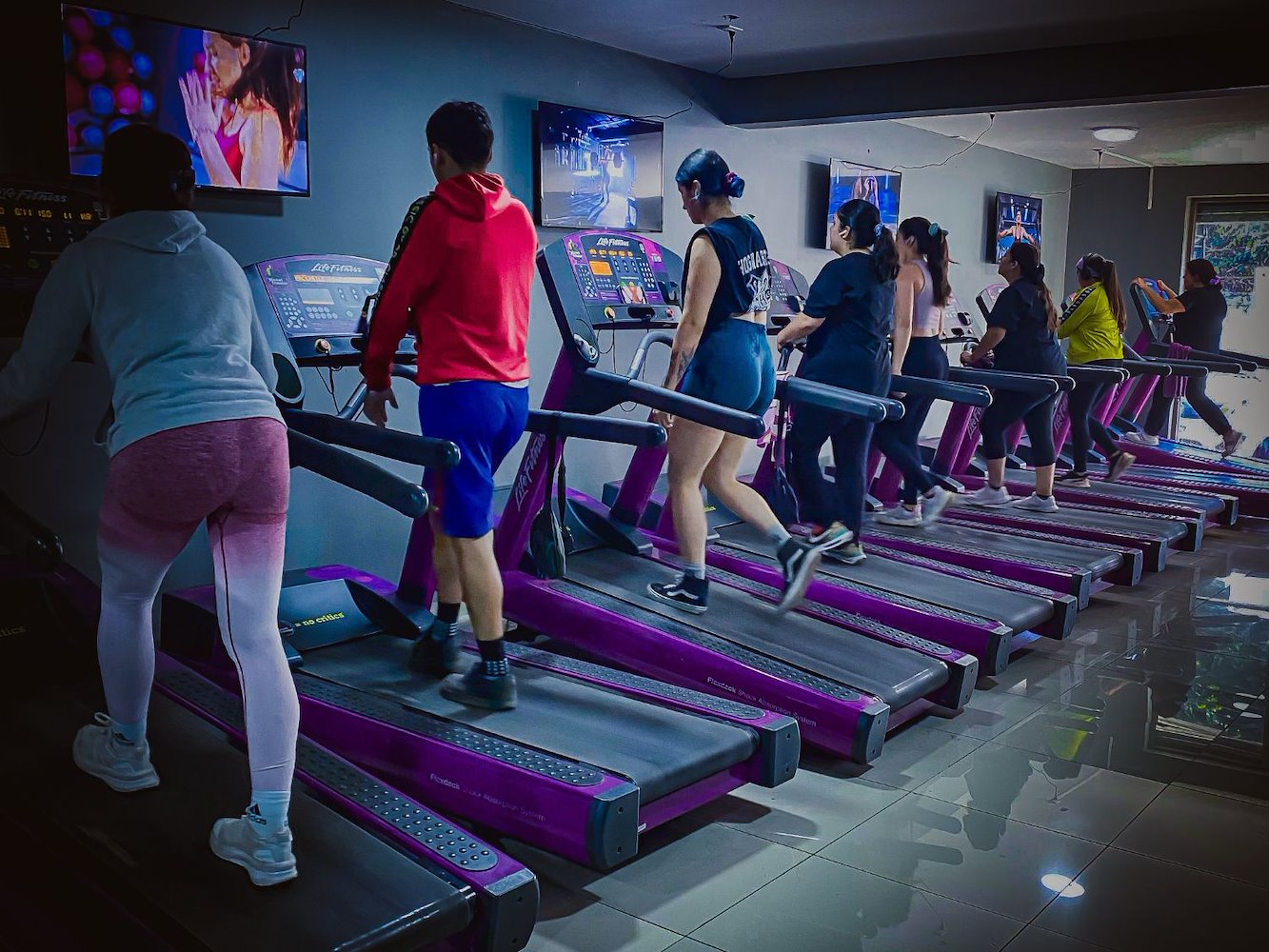 Power Fitness Spa - San Antonio - фото 1