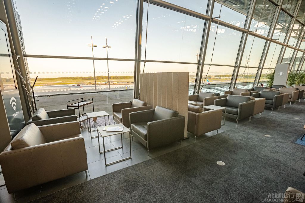 Airport Lounge - interior view 3