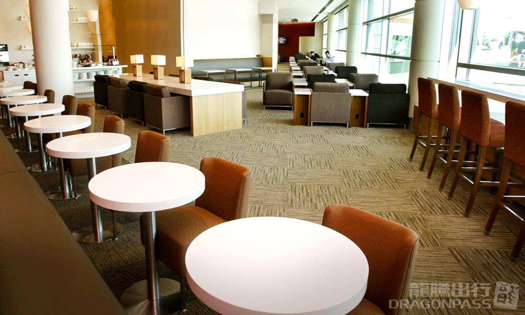 Plaza Premium Lounge (Domestic)