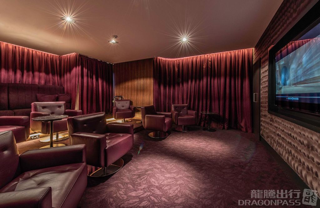 No1 Heathrow - interior view 4