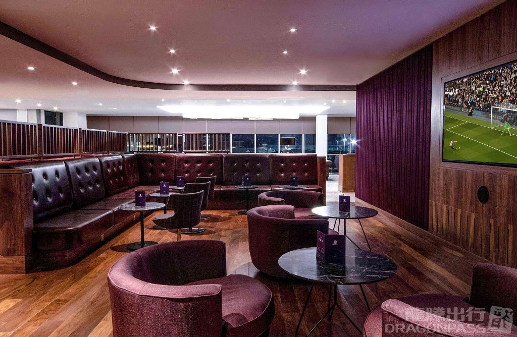 No1 Gatwick North - interior view 2