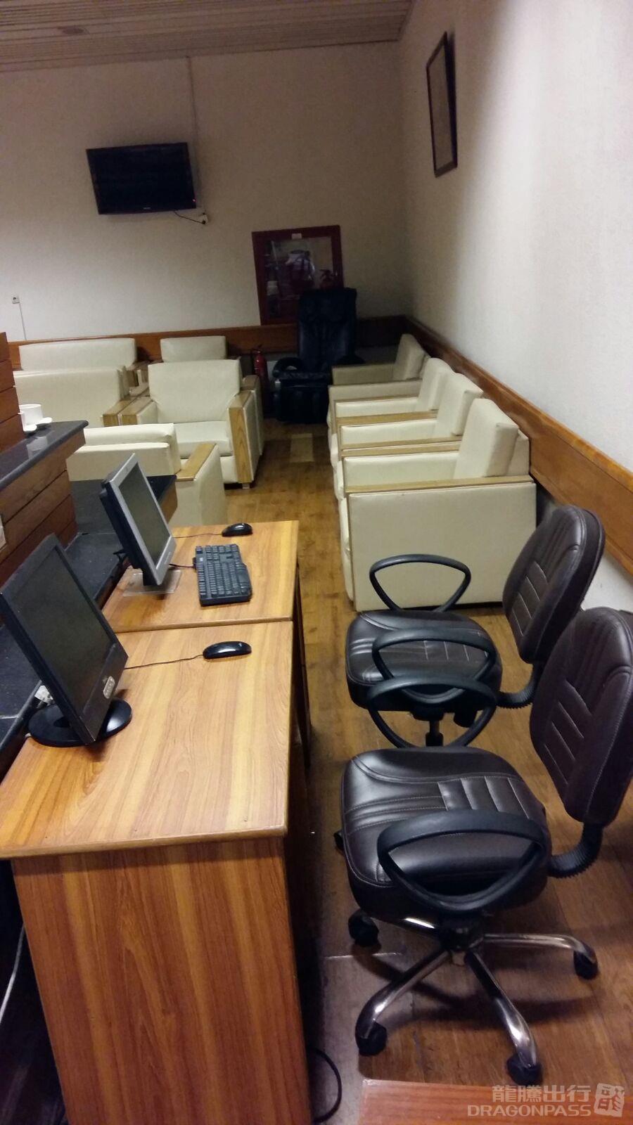 CIP Lounge - interior view 4