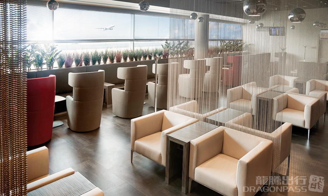 Erste Premier Lounge - interior view 3