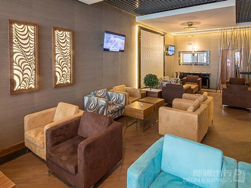 Platinum Lounge - interior view 3