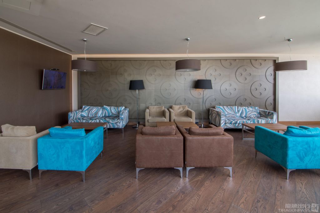 Platinum Lounge