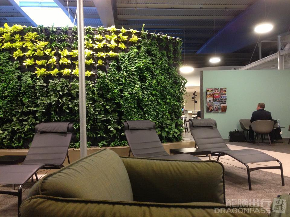 Pearl Lounge - interior view 3