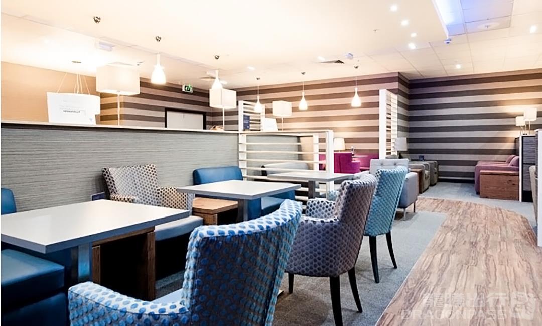 Aspire Lounge - interior view 3