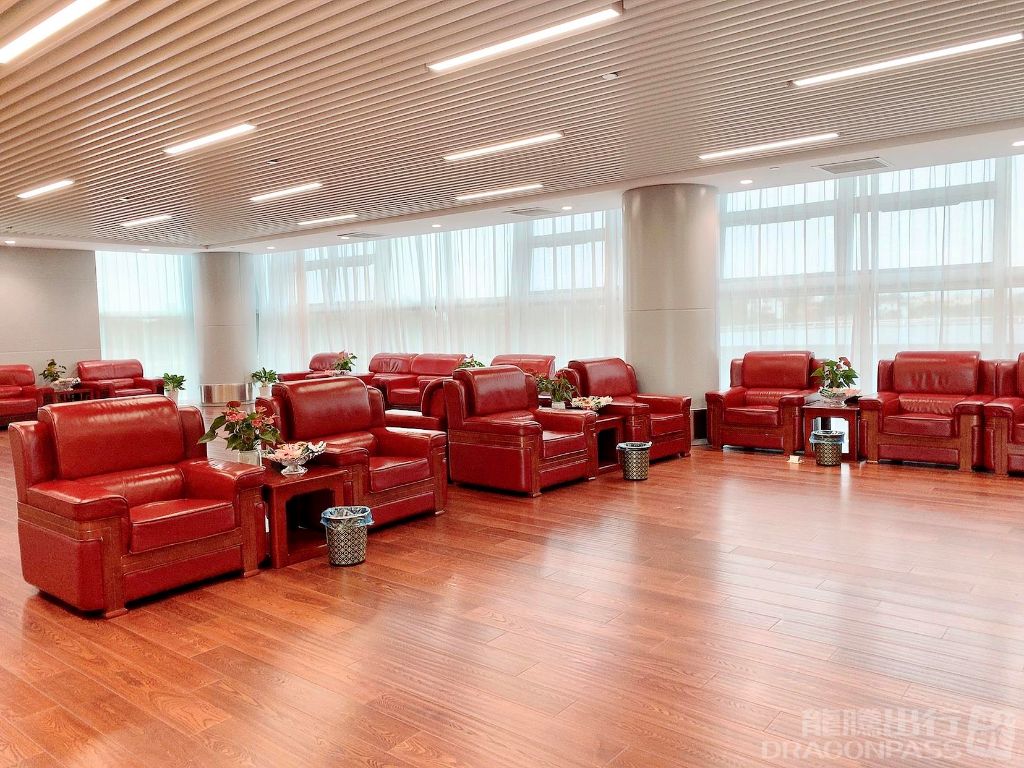 First Class Lounge - interior view 2