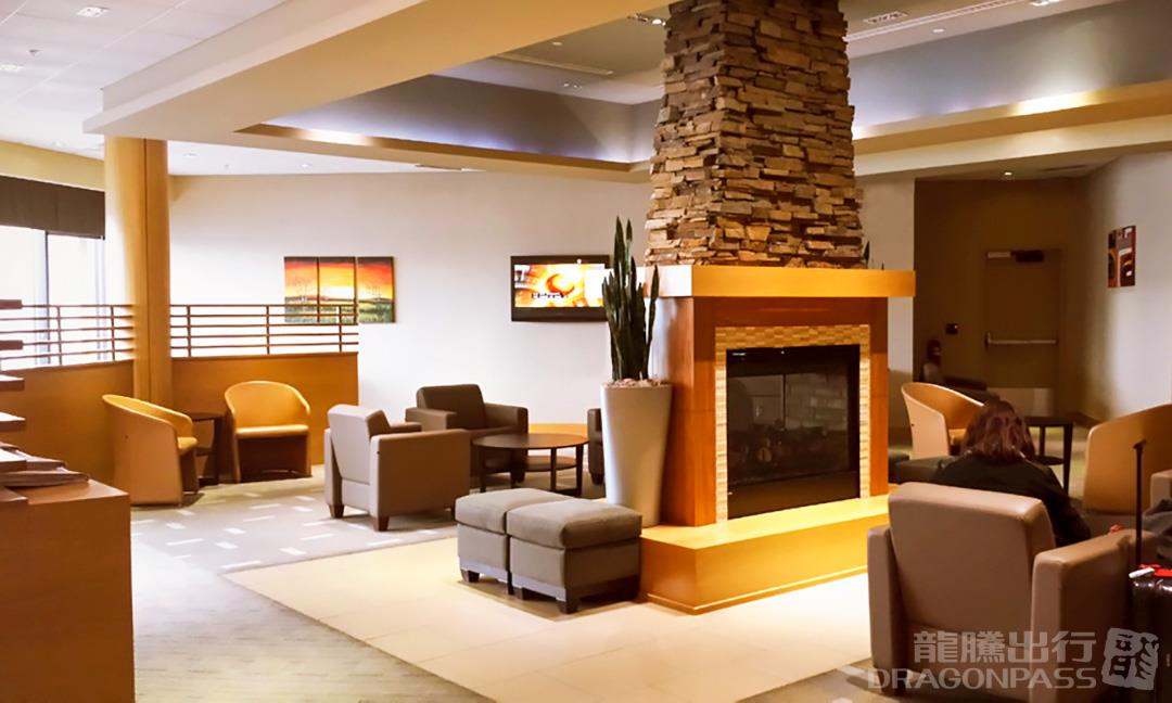 Aspire Lounge Transborder — food & bar
