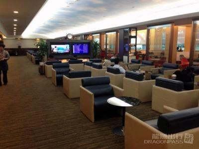 Sagan Bisita VIP Lounge — food & bar